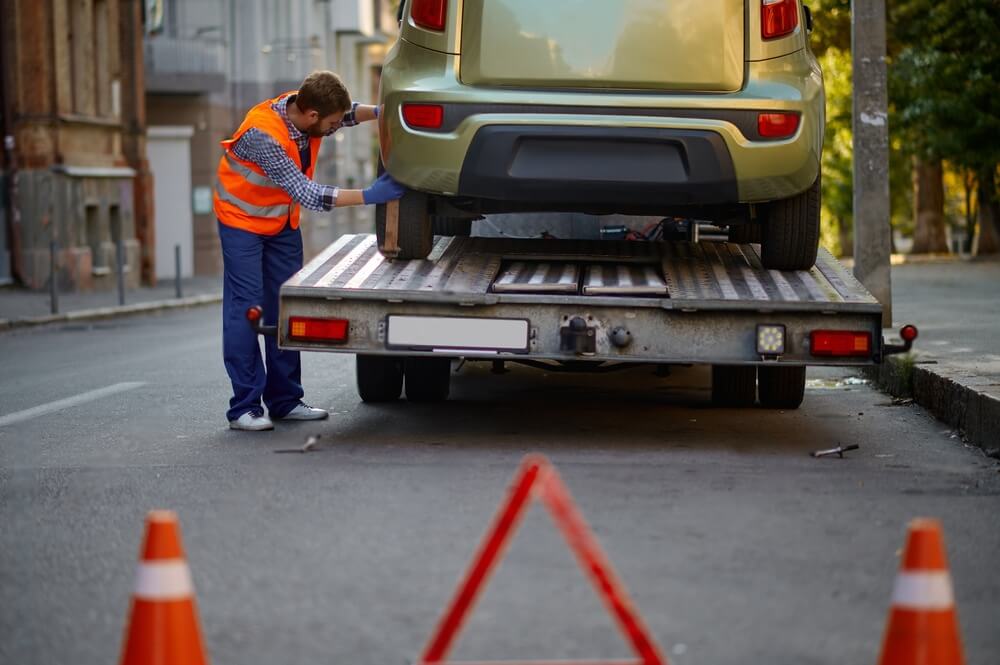 wheel lift tow in Simi Valley California